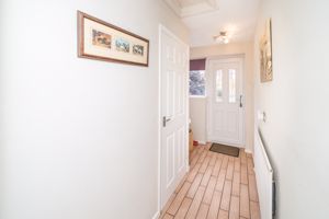 LOBBY/UTILITY- click for photo gallery